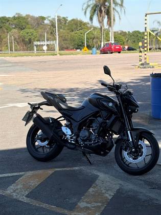 YAMAHA MT-03 CONNECTED ABS YAMAHA MT-03 CONNECTED ABS
